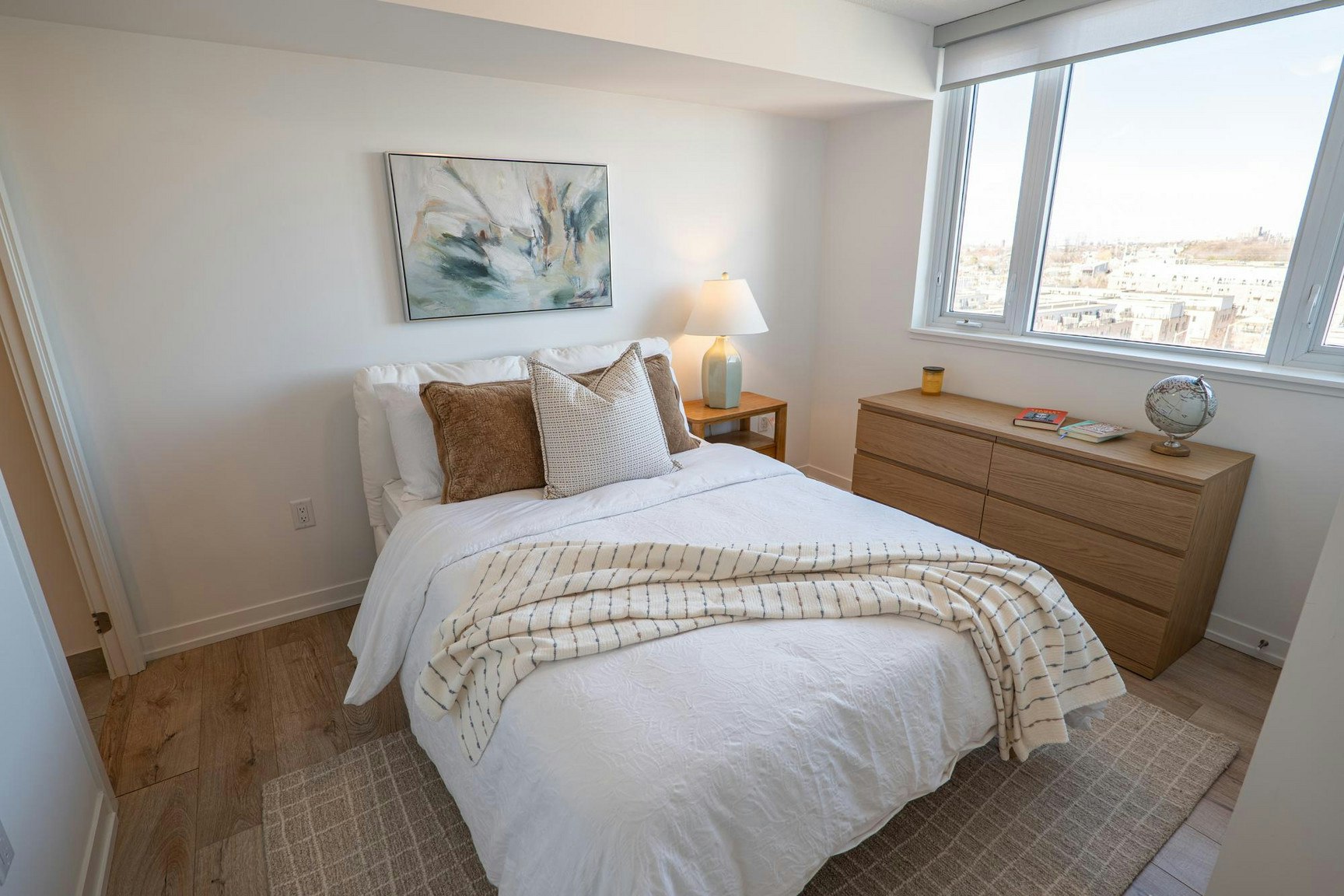 950 Lansdowne Avenue, Toronto, ON, M6H 4K4 - 10