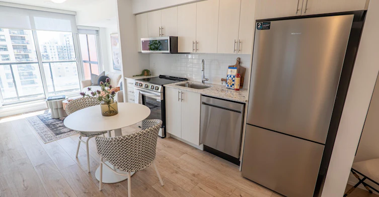 950 Lansdowne Avenue, Toronto, ON, M6H 4K4 - 5