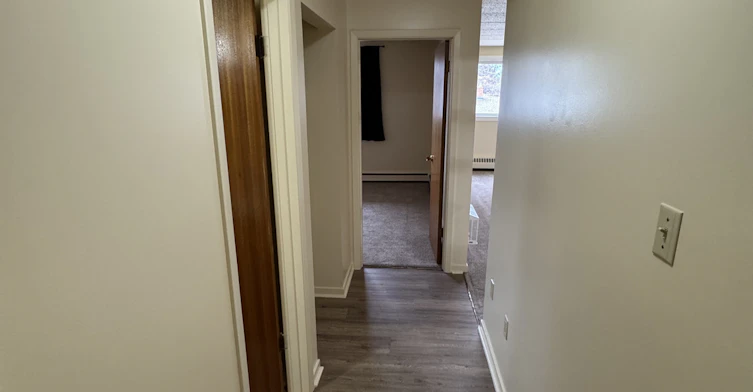 16-33 Shaw Street, Regina, SK, S4R 3M5 - 7