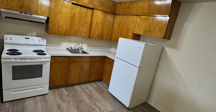 16-33 Shaw Street, Regina, SK, S4R 3M5 - 3