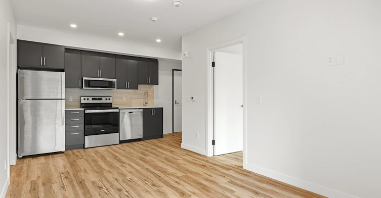 403-177 Armstrong Street, Ottawa, ON, K1Y 2W2 - 3