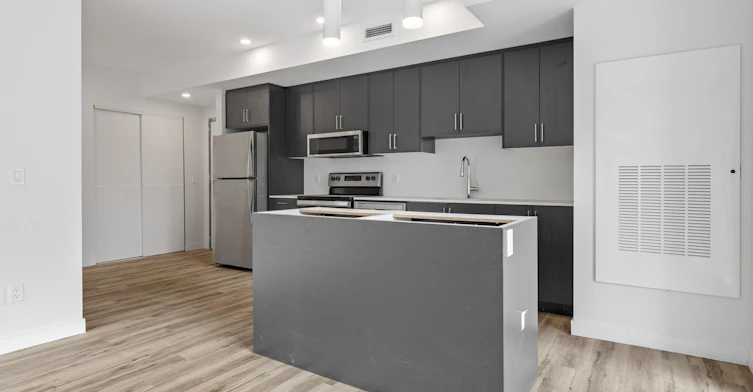 406/404-177 Armstrong Street, Ottawa, ON, K1Y 2W2 - 10