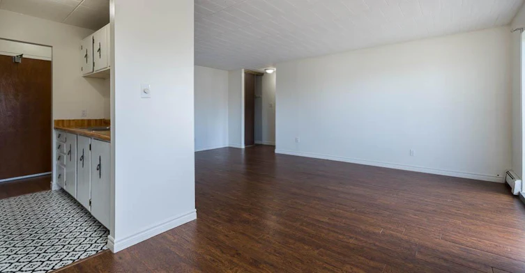 8-5964 Barker Street, Niagara Falls, ON, L2G 1Y4 - 8