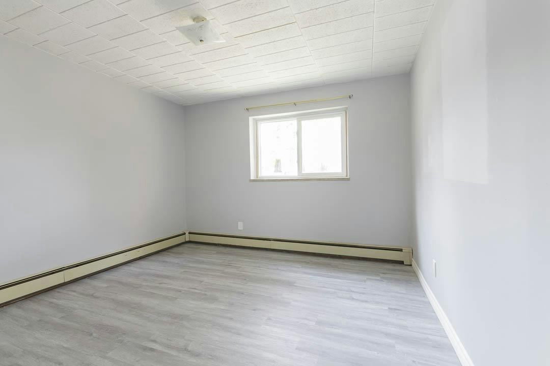 5-5964 Barker Street, Niagara Falls, ON, L2G 1Y4 - 16