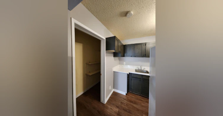 6323 59 Avenue, Red Deer, AB, T4N 5P9 - 16