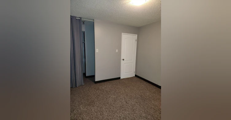 6323 59 Avenue, Red Deer, AB, T4N 5P9 - 4