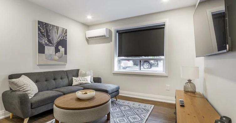 B3-79 Duke Street, Hamilton, ON, L8P 1X4 - 2