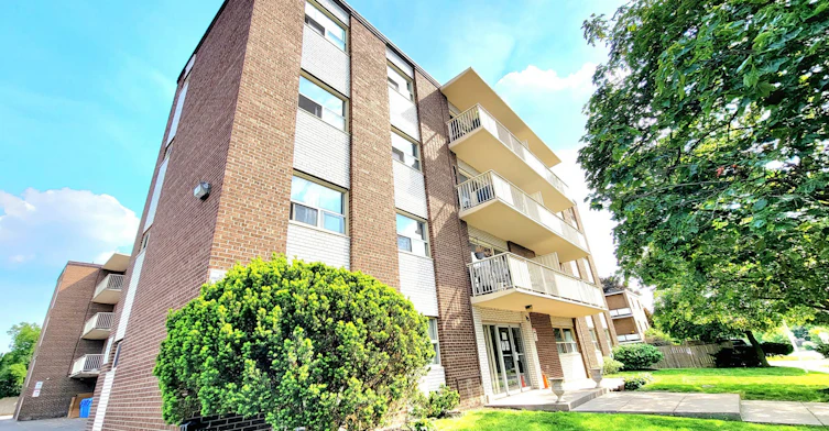 102-73 Clarence Street, Brampton, ON, L6W 1S5 - 9