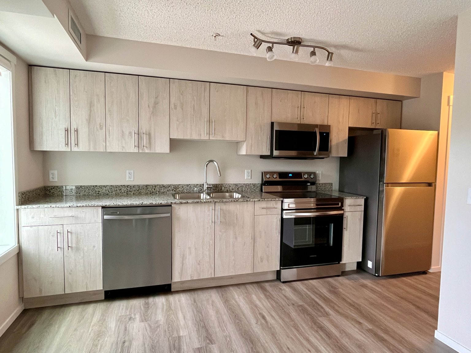 1111-120 Edgar Lane, Rural Strathcona County, AB, T8H 0L1 - 2