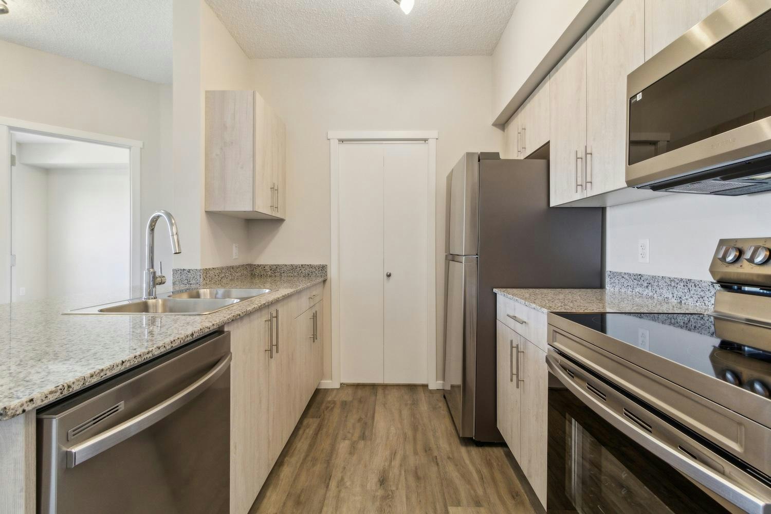 1203-120 Edgar Lane, Rural Strathcona County, AB, T8H 0L1 - 3