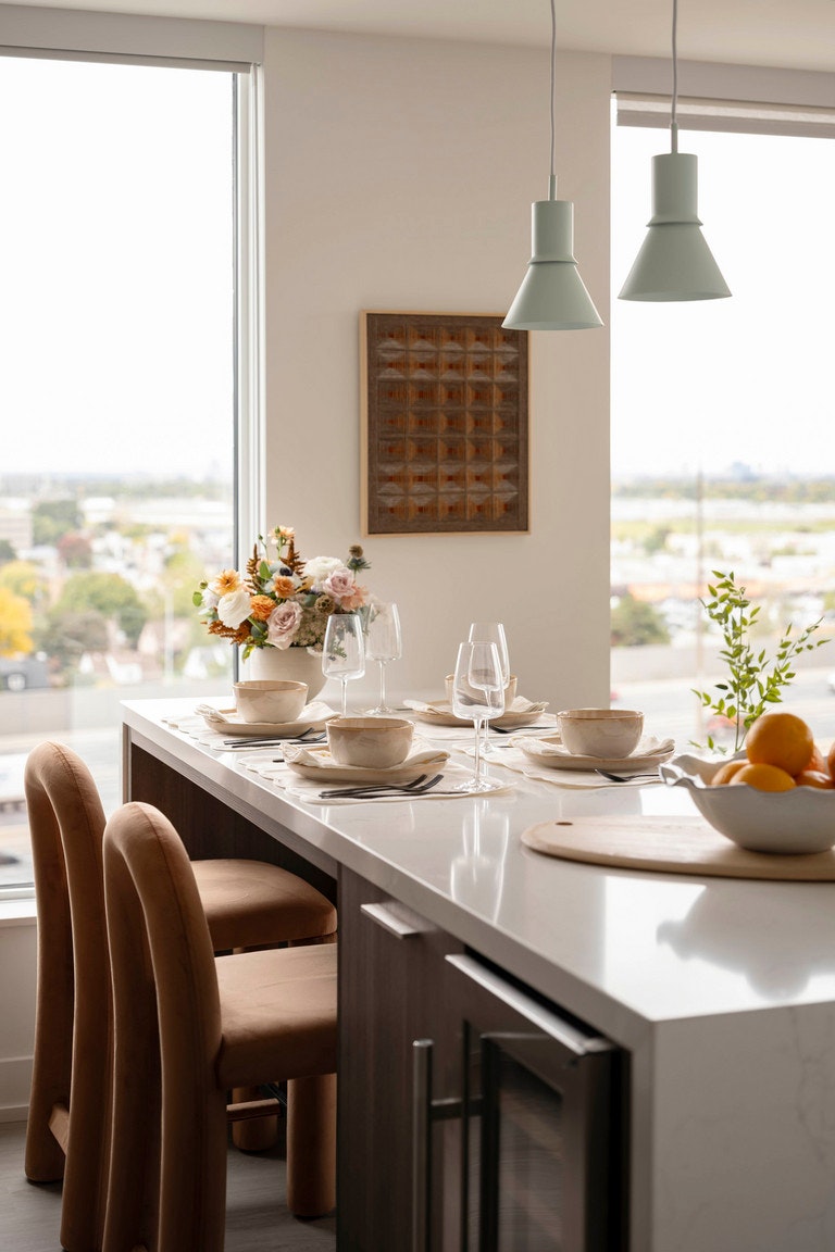 E1002-31 York Garden Way, Toronto, ON, M6A 0G9 - 55