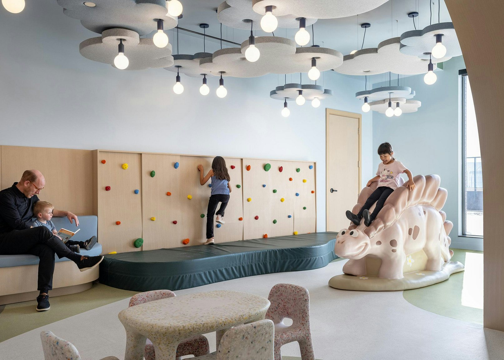E1005-31 York Garden Way, Toronto, ON, M6A 0G9 - 25