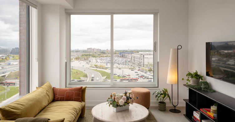W0601-31 York Garden Way, Toronto, ON, M6A 0G9 - 105