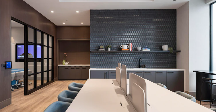W0905-31 York Garden Way, Toronto, ON, M6A 0G9 - 43