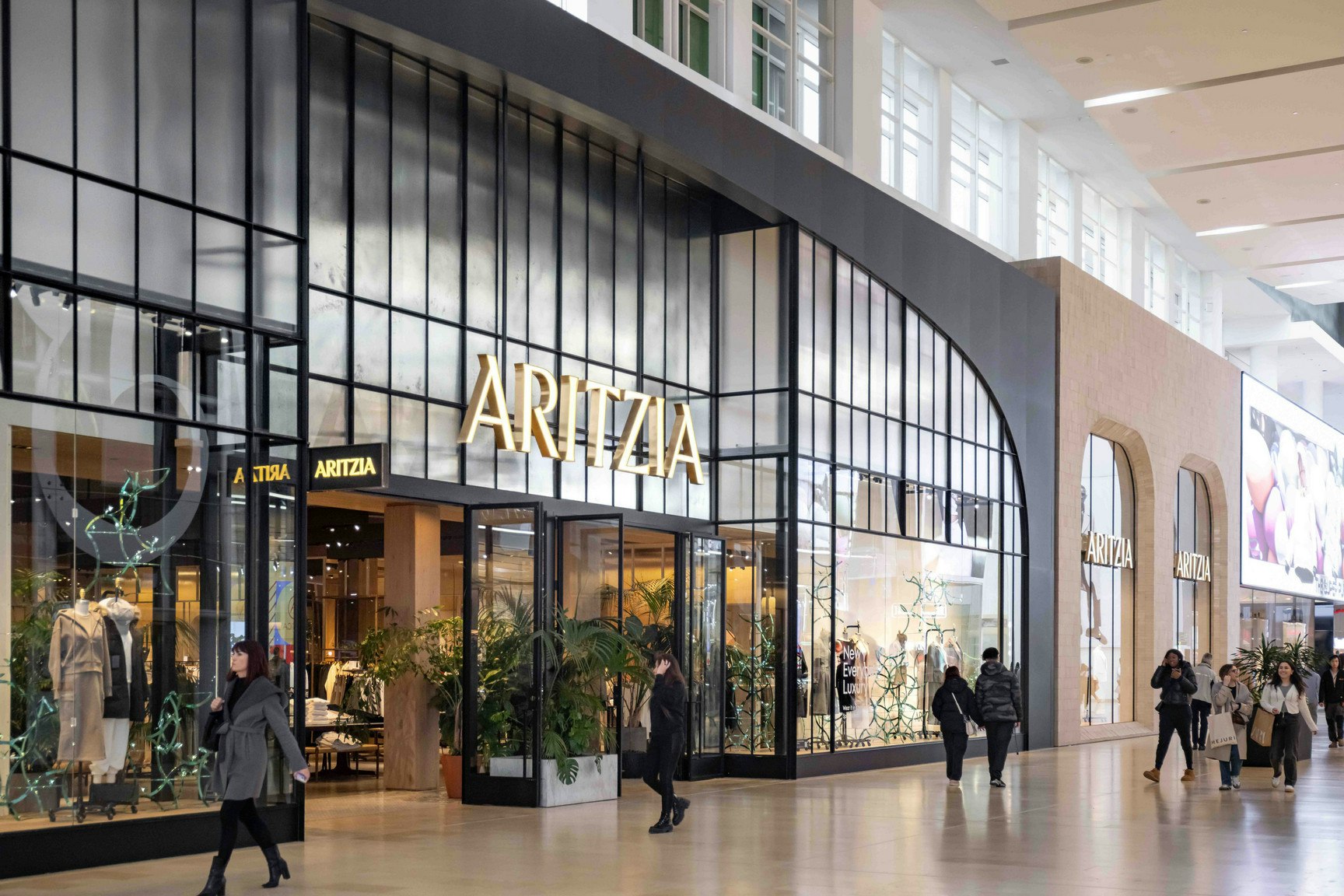 W1604-31 York Garden Way, Toronto, ON, M6A 0G9 - 112