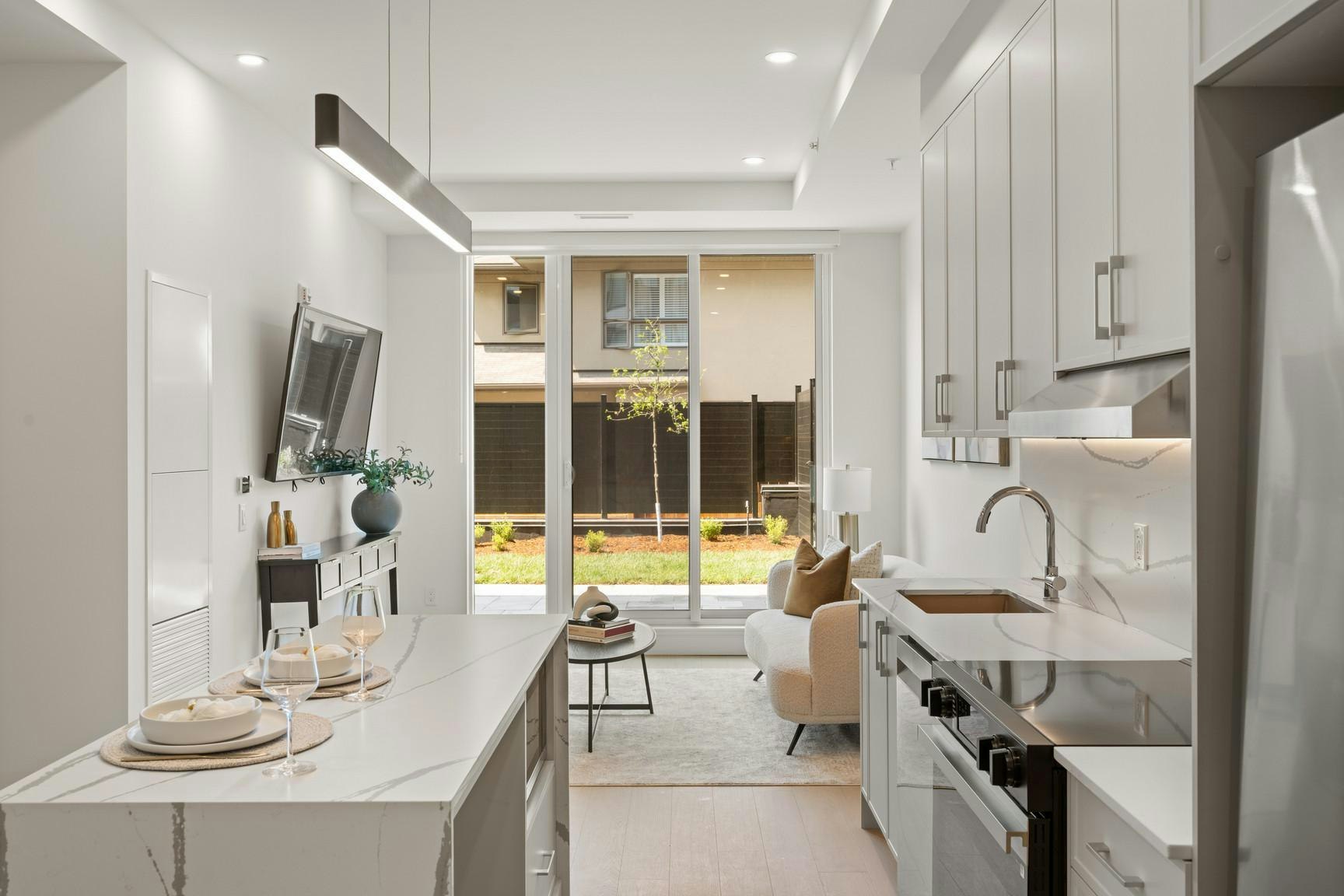 206-398 Roosevelt Avenue, Ottawa, ON, K2A 4J2 - 12