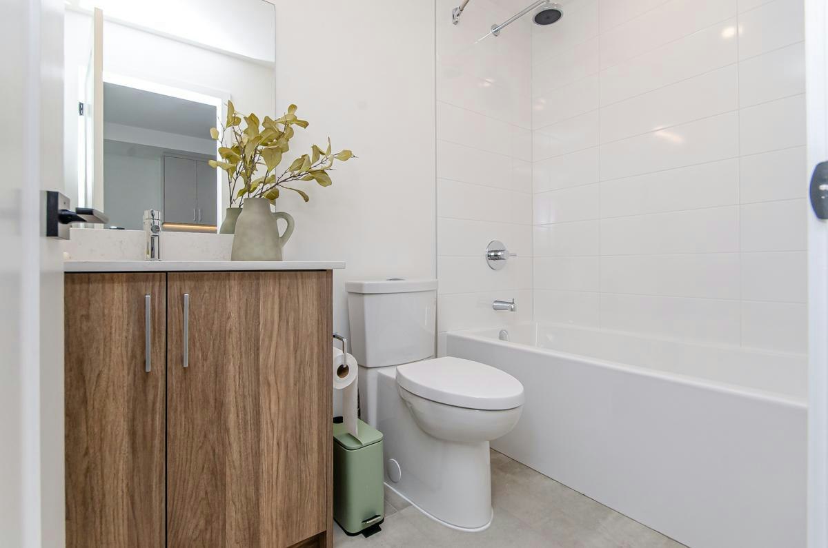 210-398 Roosevelt Avenue, Ottawa, ON, K2A 4J2 - 9