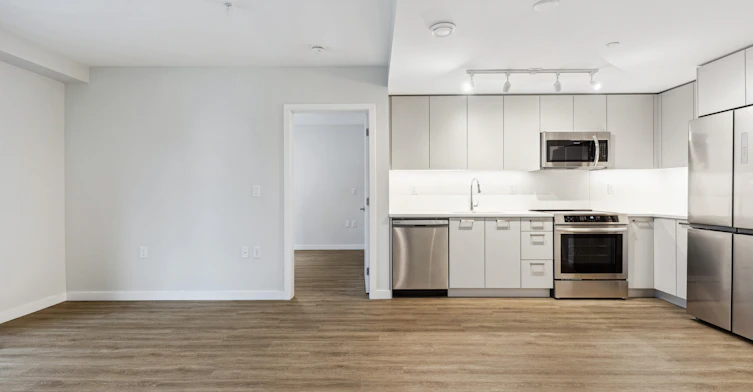 611-3435 Sawmill Crescent, Vancouver, BC, V5S 0K6 - 4