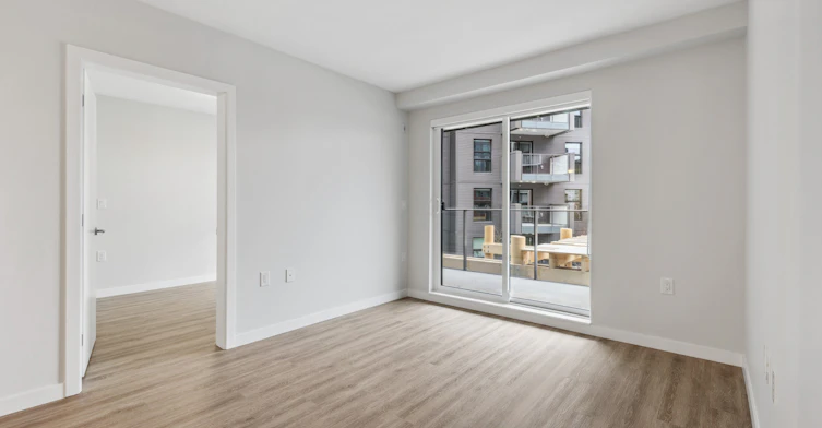 616-3435 Sawmill Crescent, Vancouver, BC, V5S 0K6 - 3