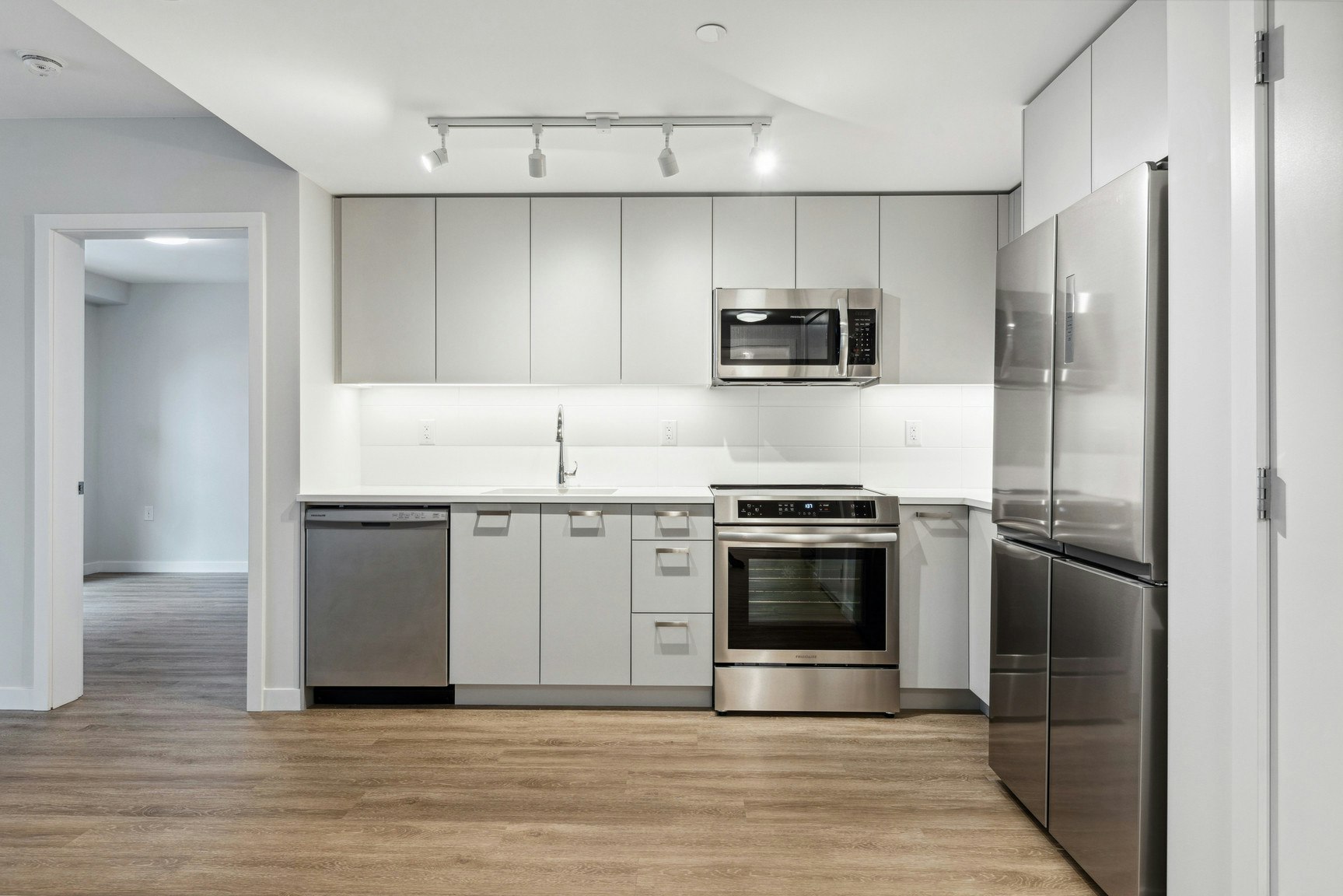 611-3435 Sawmill Crescent, Vancouver, BC, V5S 0K6 - 5