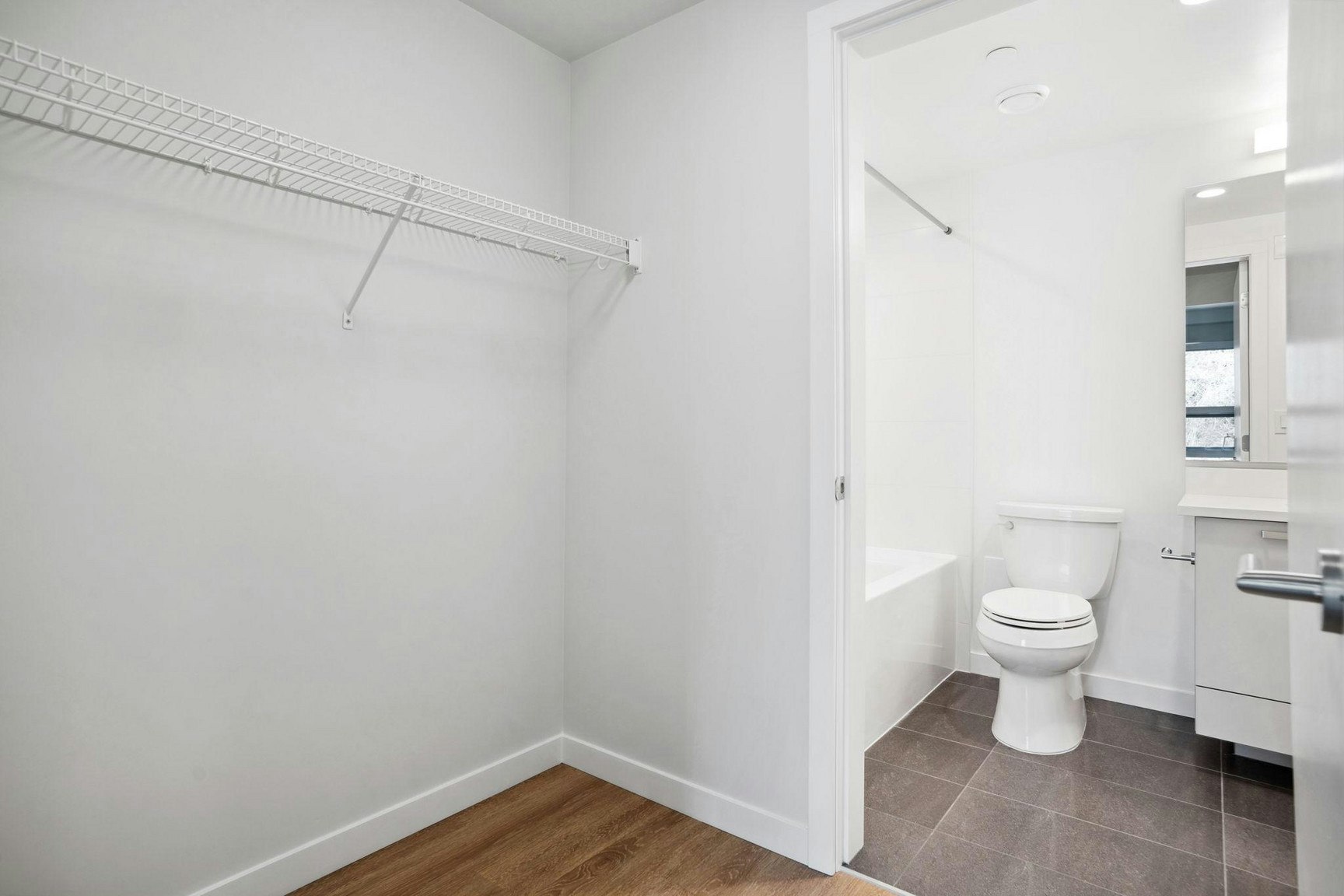 618-3435 Sawmill Crescent, Vancouver, BC, V5S 0K6 - 9