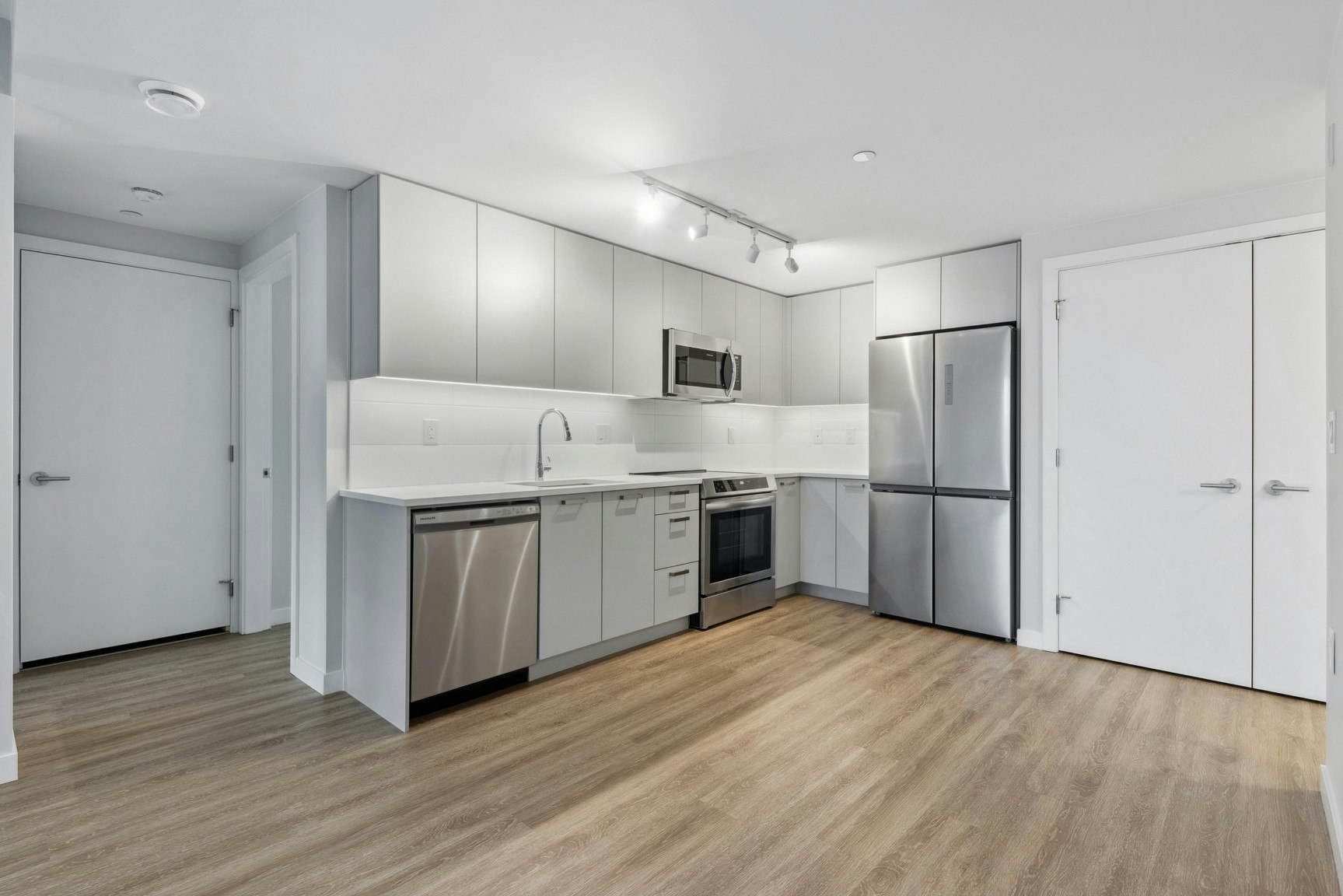407-3435 Sawmill Crescent, Vancouver, BC, V5S 0K6 - 10