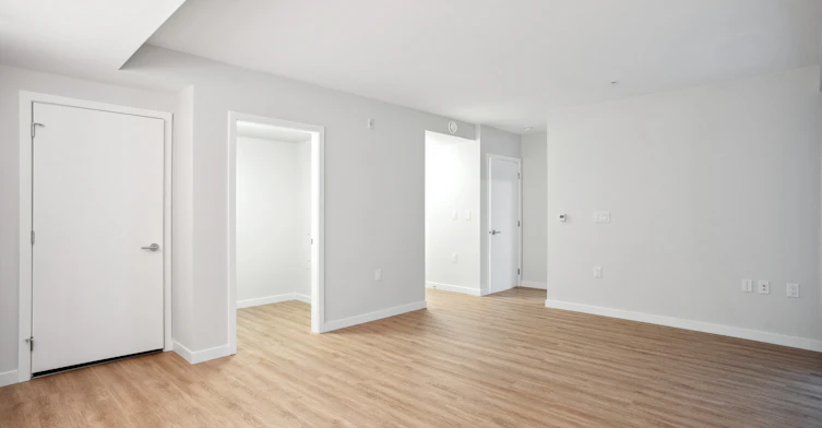434-3435 Sawmill Crescent, Vancouver, BC, V5S 0K6 - 4