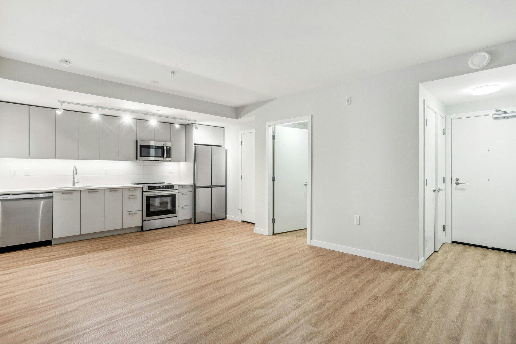 434-3435 Sawmill Crescent, Vancouver, BC, V5S 0K6 - 7