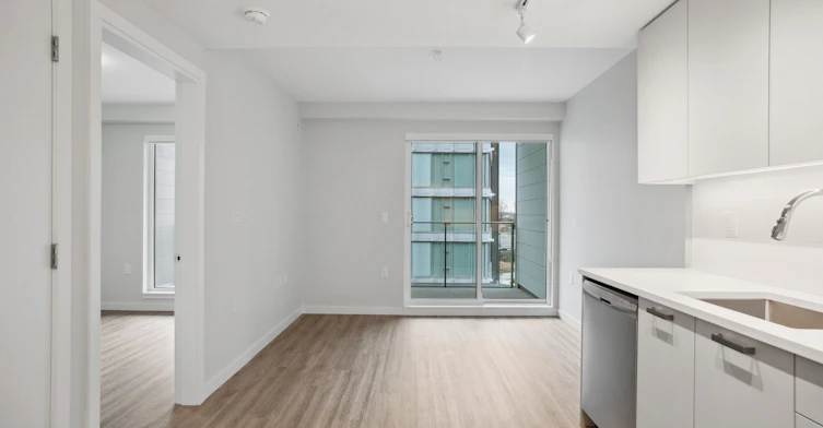 406-3435 Sawmill Crescent, Vancouver, BC, V5S 0K6 - 3
