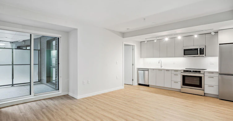3435 Sawmill Crescent, Vancouver, BC, V5S 0K6 - 4