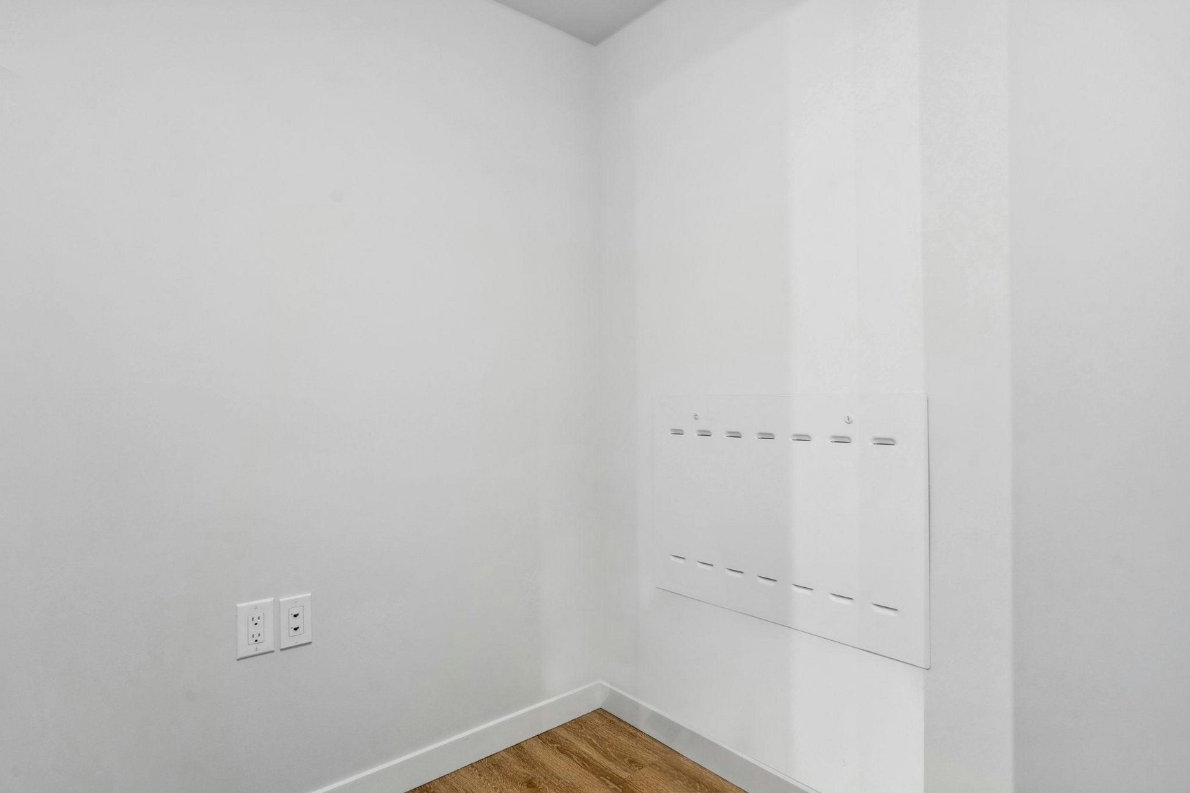 3435 Sawmill Crescent, Vancouver, BC, V5S 0K6 - 11