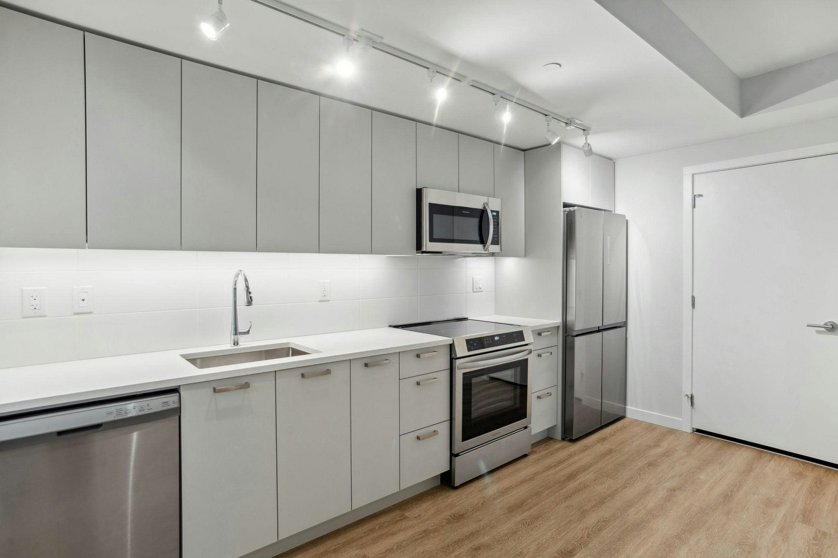 3435 Sawmill Crescent, Vancouver, BC, V5S 0K6 - 3