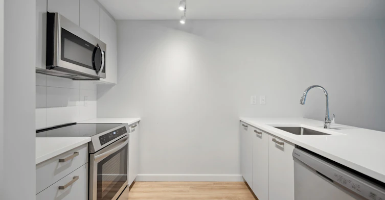 3441SC-3435 Sawmill Crescent, Vancouver, BC, V5S 0K6 - 3