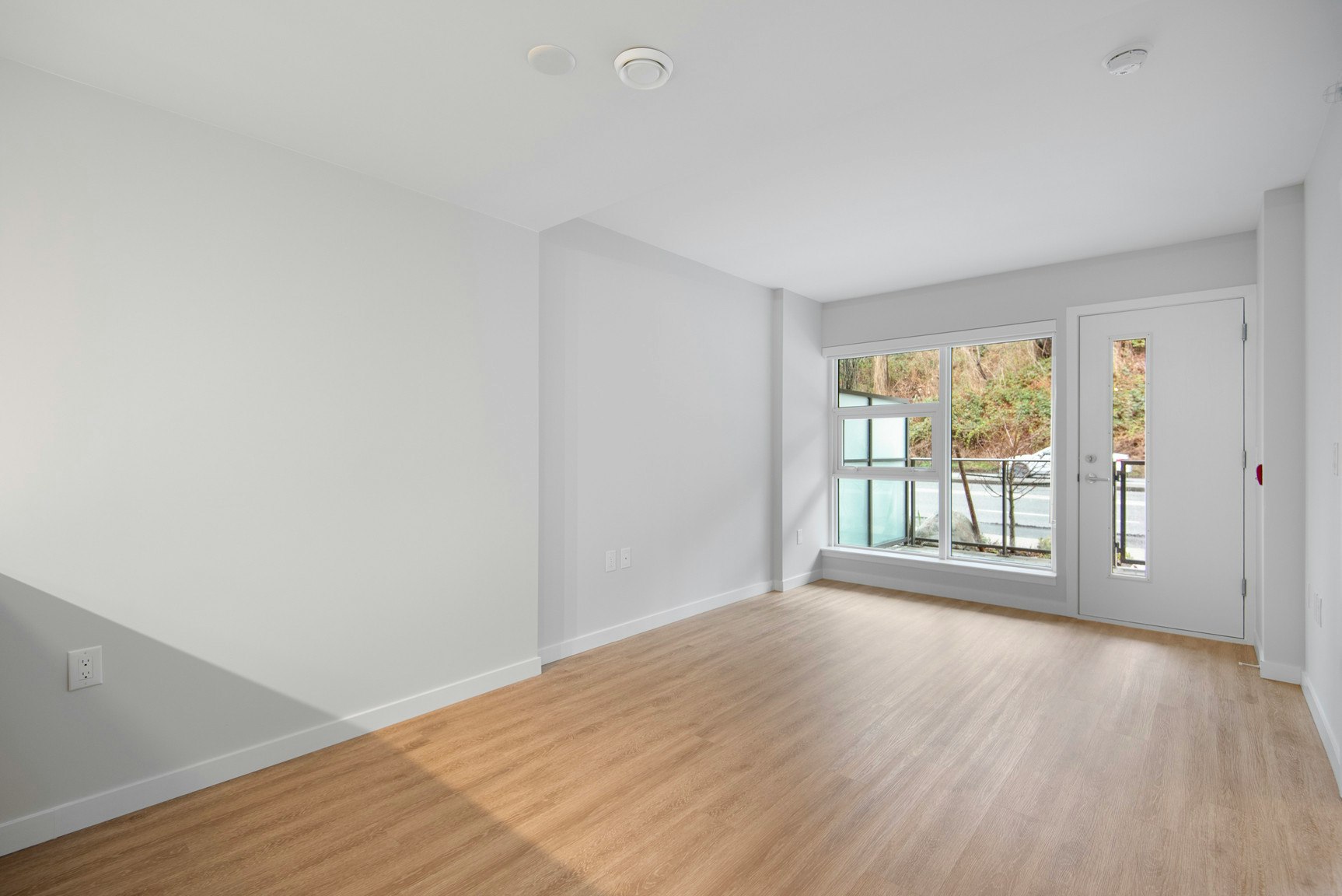 3441SC-3435 Sawmill Crescent, Vancouver, BC, V5S 0K6 - 11
