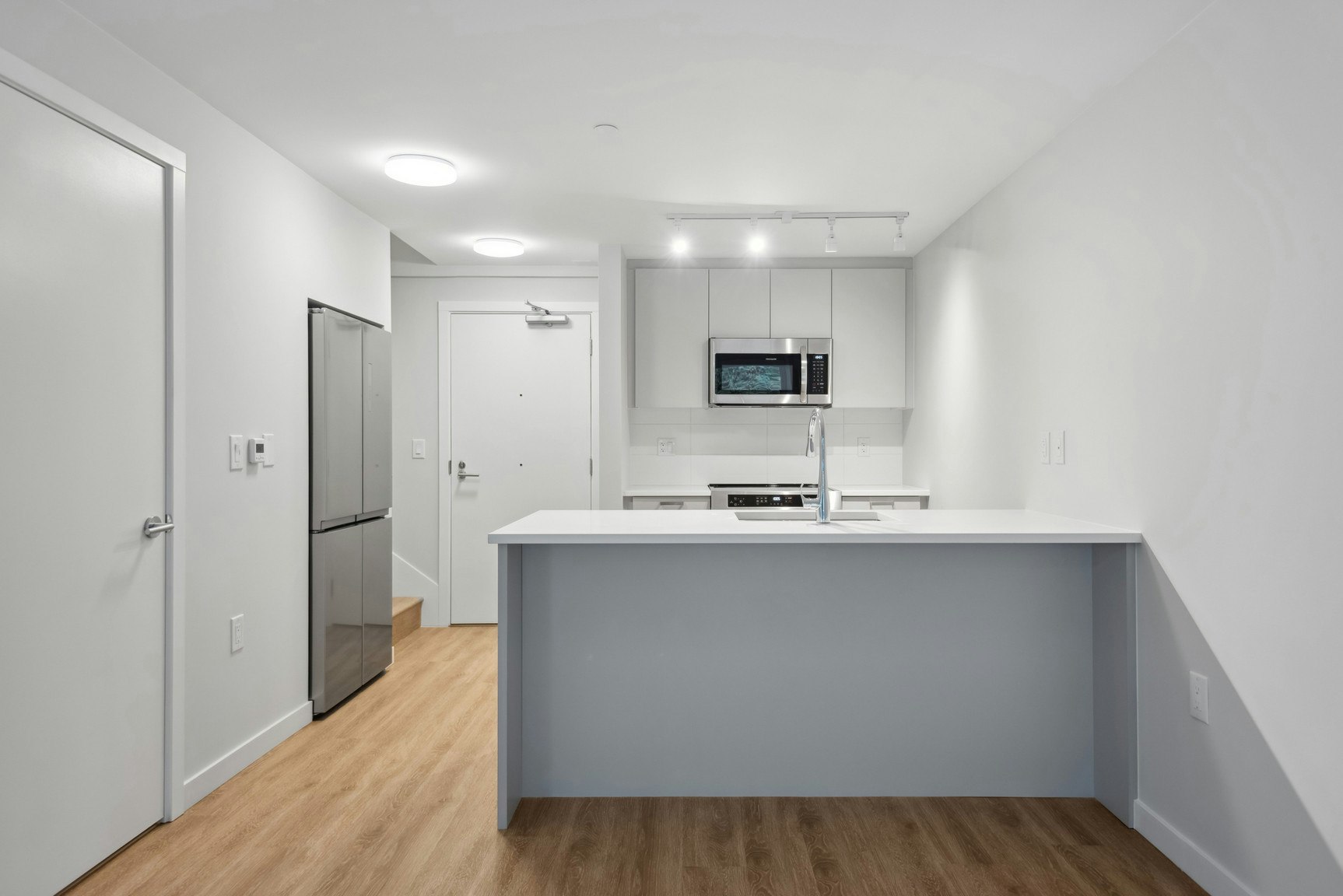 3441SC-3435 Sawmill Crescent, Vancouver, BC, V5S 0K6