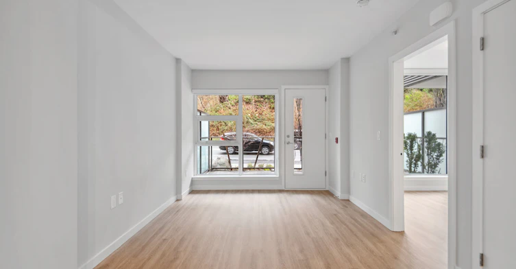 3441SC-3435 Sawmill Crescent, Vancouver, BC, V5S 0K6 - 6