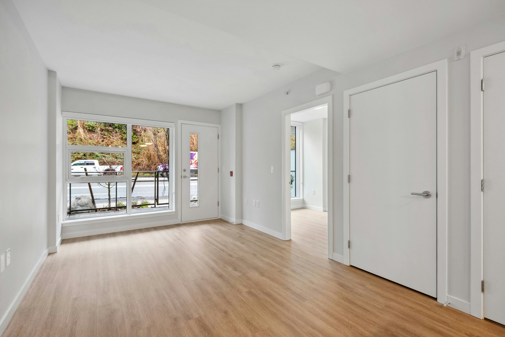 3441SC-3435 Sawmill Crescent, Vancouver, BC, V5S 0K6 - 9