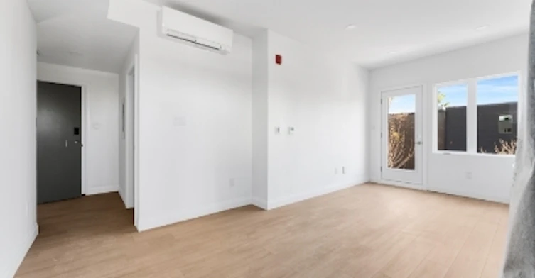 202-368 Tweedsmuir Avenue, Ottawa, ON, K1Z 5N4 - 3