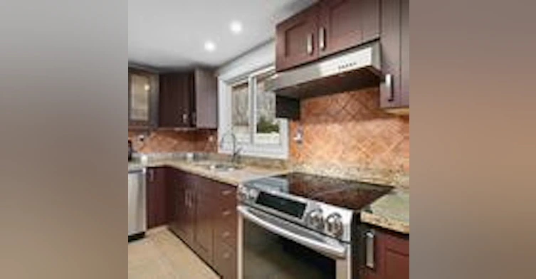 A-2 Folkstone Court, Ottawa, ON, K1B 4J9 - 9