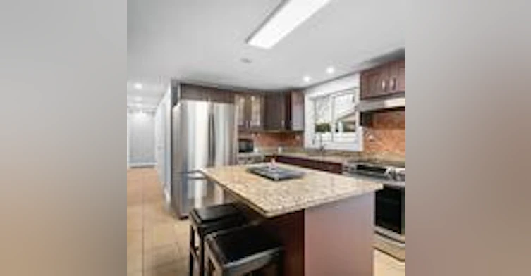 A-2 Folkstone Court, Ottawa, ON, K1B 4J9 - 3