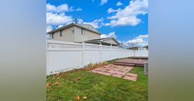 A-2 Folkstone Court, Ottawa, ON, K1B 4J9 - 13
