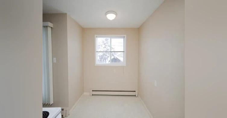 206-10521 84 Avenue, Grande Prairie, AB, T8V 7G4 - 4