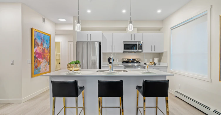 730 58 Avenue SW, Calgary, AB, T2V 4Z5 - 11