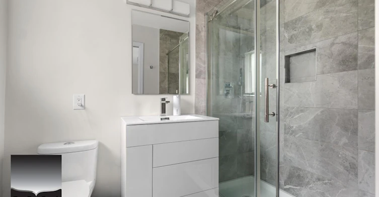 1403 Frederick Road, North Vancouver, BC, V7K 1J6 - 14