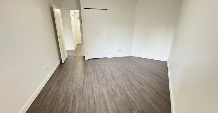 208-1045 Haro Street, Vancouver, BC, V6E 3Z8 - 10