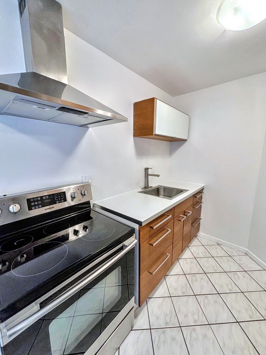 612-1045 Haro Street, Vancouver, BC, V6E 3Z8 - 7