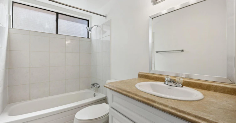 113-1045 Haro Street, Vancouver, BC, V6E 3Z8 - 27