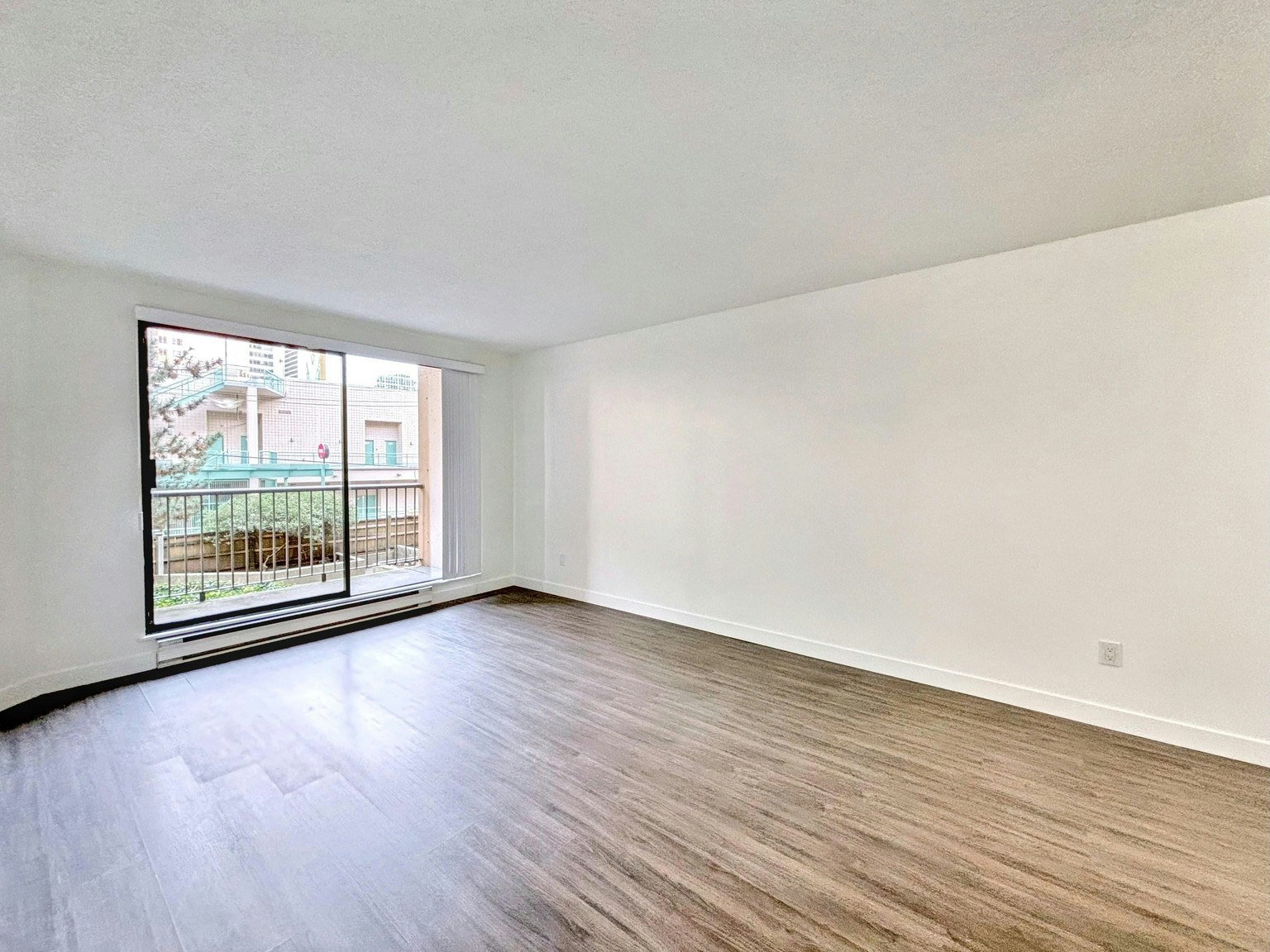 303-1045 Haro Street, Vancouver, BC, V6E 3Z8 - 16