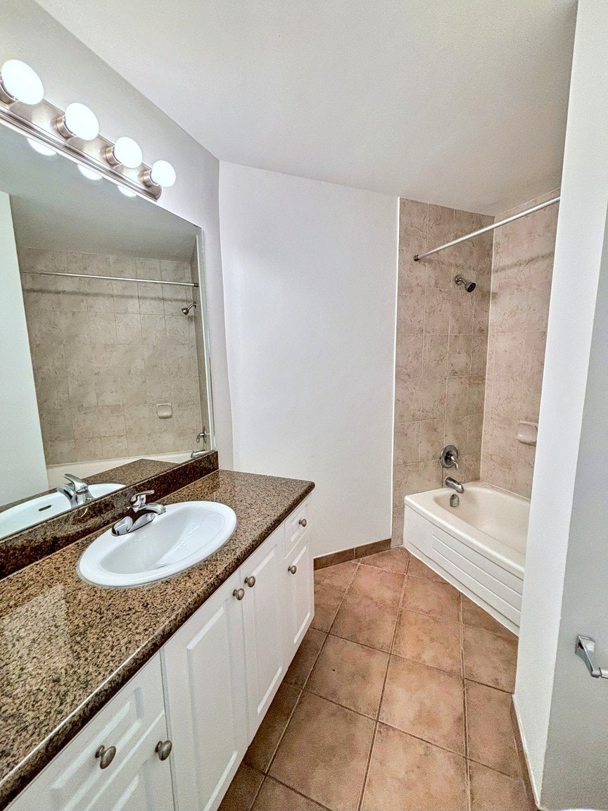 405-1045 Haro Street, Vancouver, BC, V6E 3Z8 - 5
