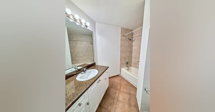 405-1045 Haro Street, Vancouver, BC, V6E 3Z8 - 5